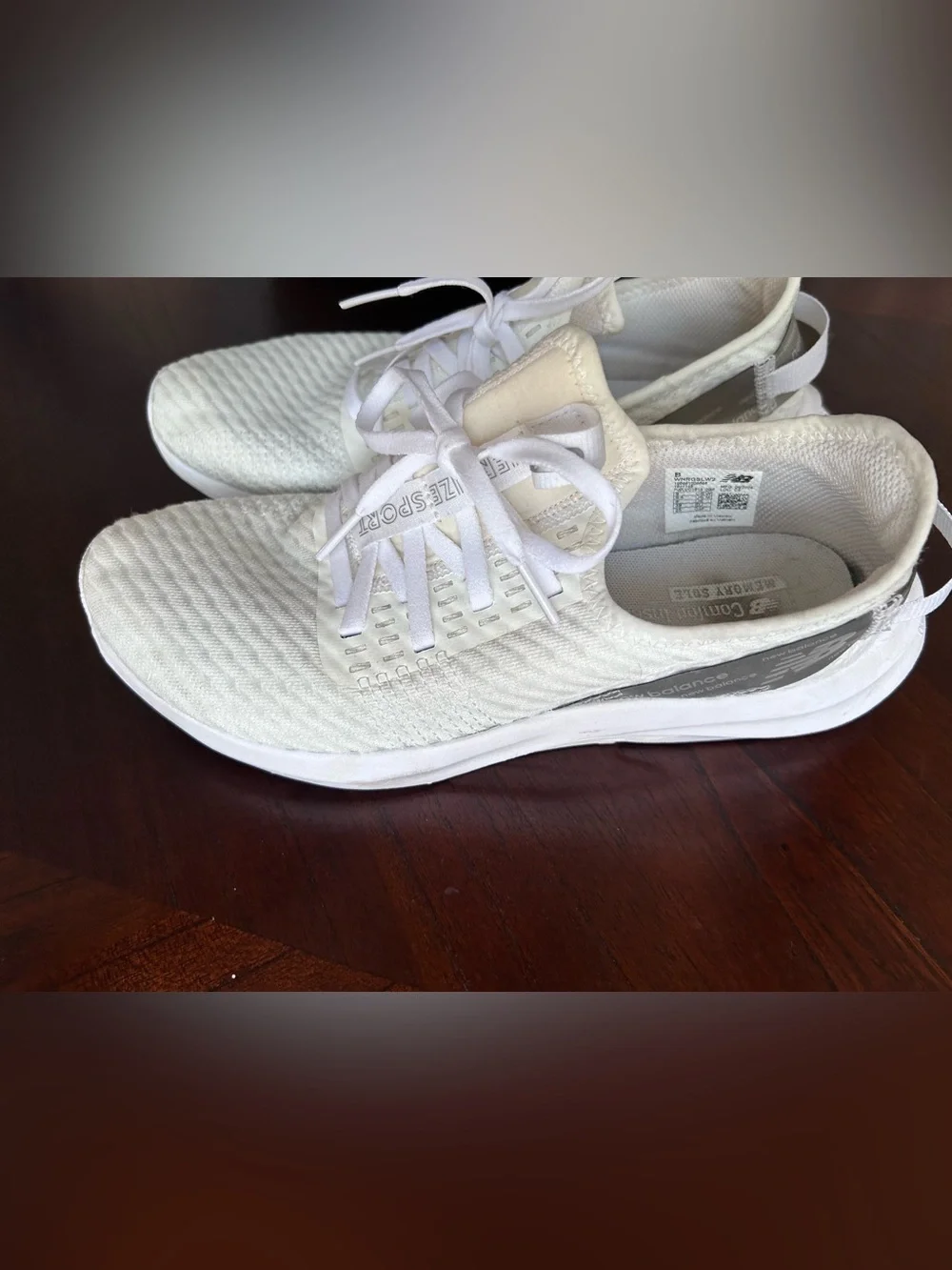 New Balance Women's All-White Knit Running Sneakers size 8